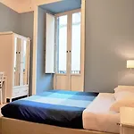 Pensionat Meuble Santa Chiara Neapel