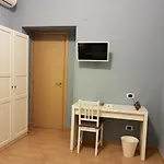 Meuble Santa Chiara Гостевой дом 4*